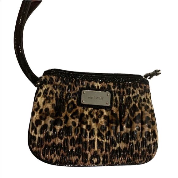 Nine West Leopard Wristlet NWOT - Picture 2 of 4